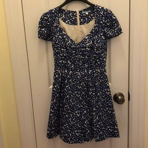 Anthropologie Leifniotes blue flowers romper